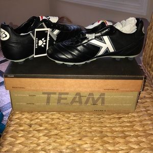 NWT KELME Soccer Cleats!!